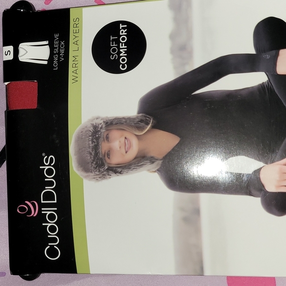 Cuddl Duds Crimson SoftWear Long Sleeve V-Neck Soft Comfort Warm Layers - Picture 2 of 8